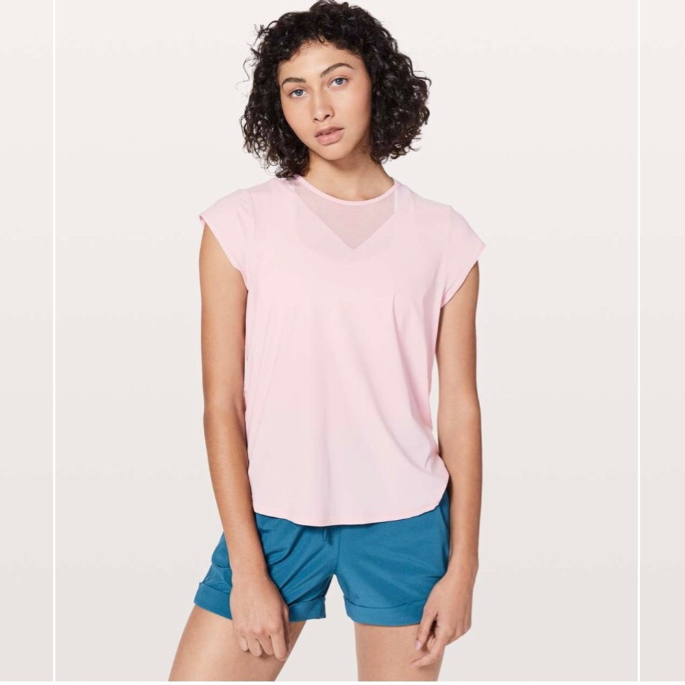 Lululemon Running Cap Sleeve Pink Top Mesh Athletic Sz 8.